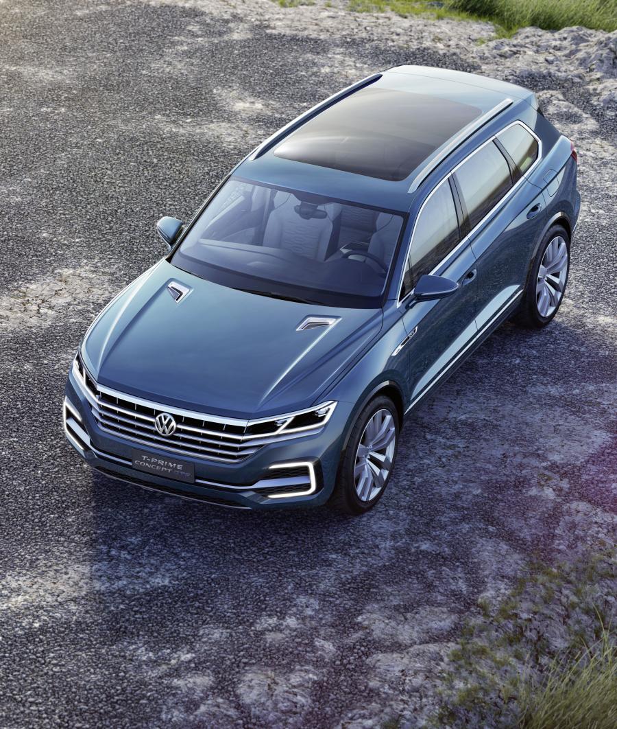  Volkswagen T-Prime Concept GTE 2016 года  (фото 30 из 59)
